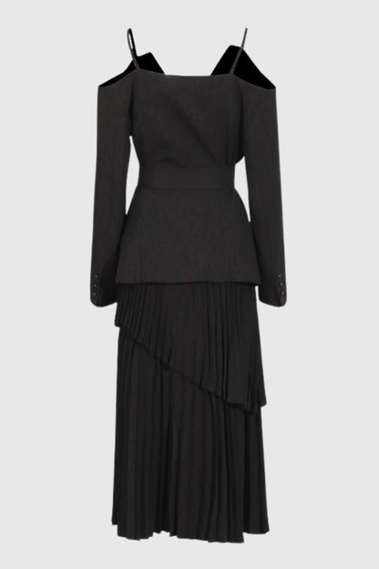 Beautifully Crafted Garment in a Classic Style
