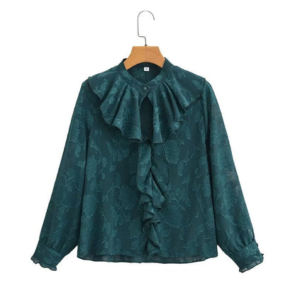 Classic Vintage Shirt with a Flattering Fit