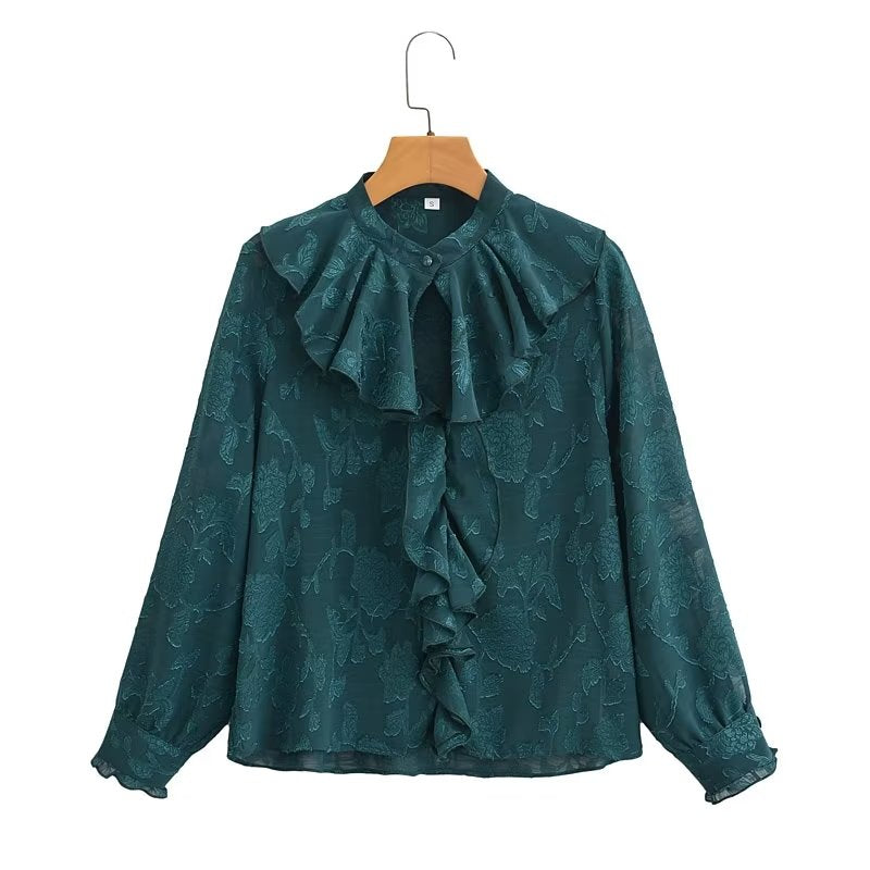 Classic Vintage Shirt with a Flattering Fit