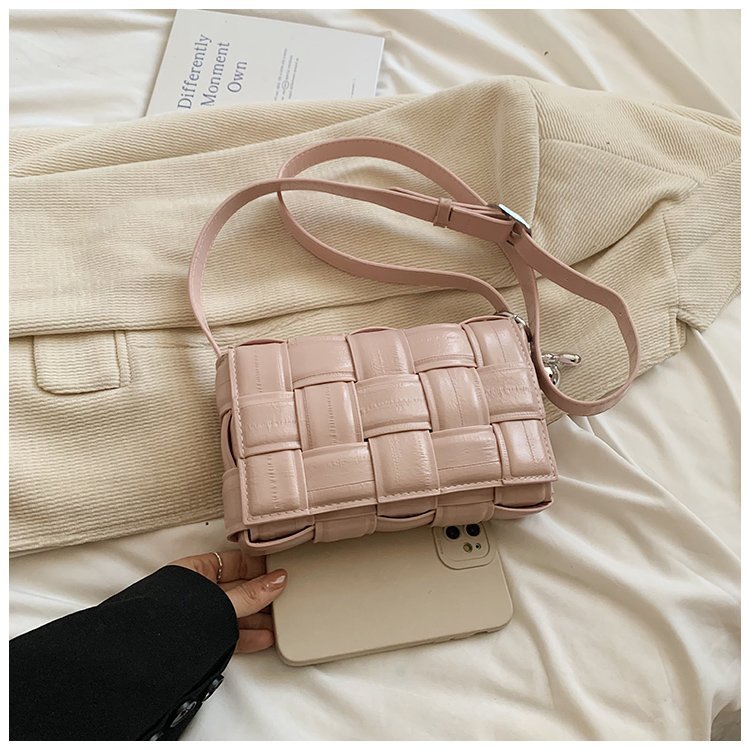 Beautifully Balanced Bag with Timeless Character