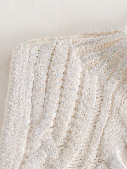 Beautifully Crafted Sweater in a Classic Style