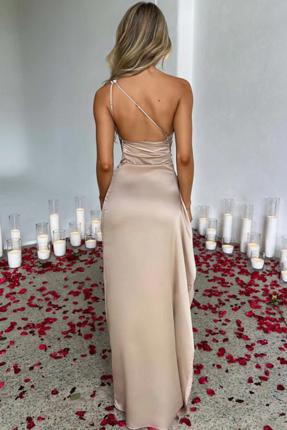Polished Garment with an Effortless Classic Look