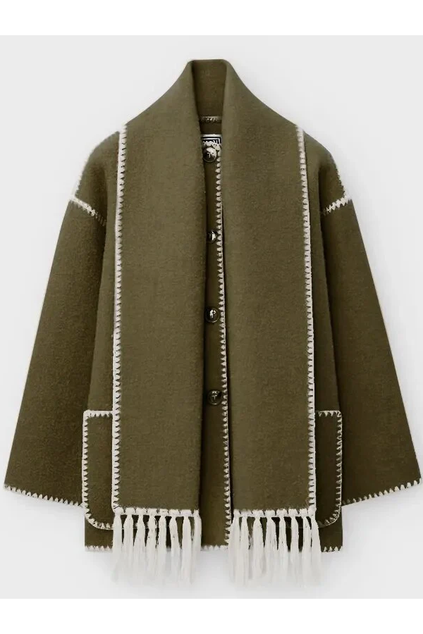 Effortlessly Elegant Coat with a Timeless Design