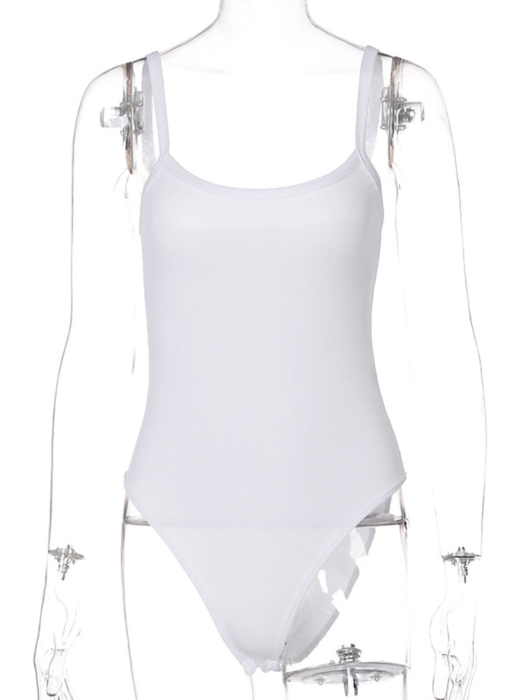 Well Tailored Top with a Graceful Silhouette