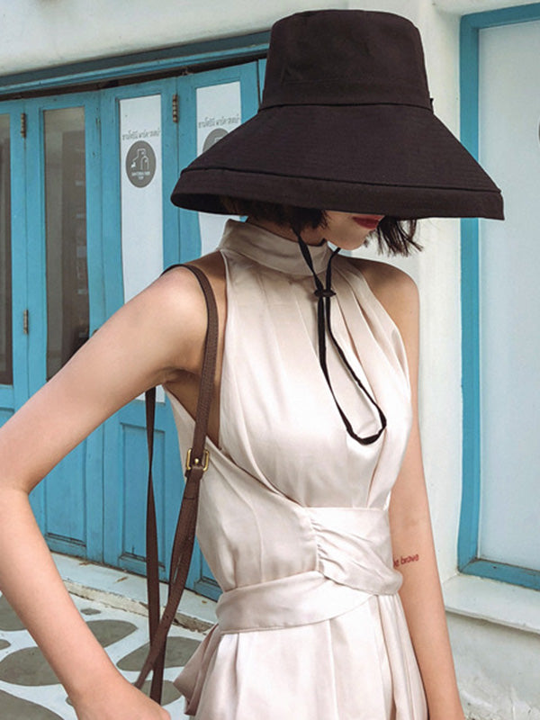 Well Tailored Garment with a Graceful Silhouette