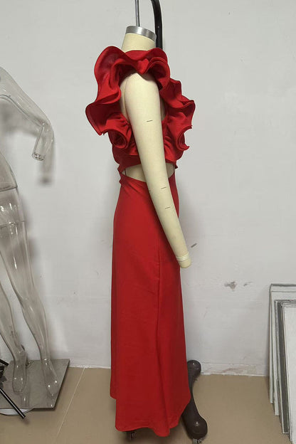 Beautifully Finished Dress in a Timeless Design