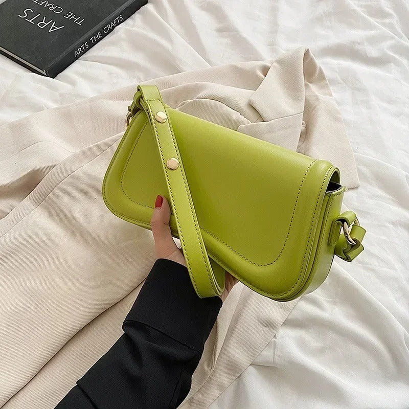 Elegantly Styled Bag for Everyday Wear