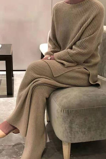 Gracefully Styled Garment for Any Occasion