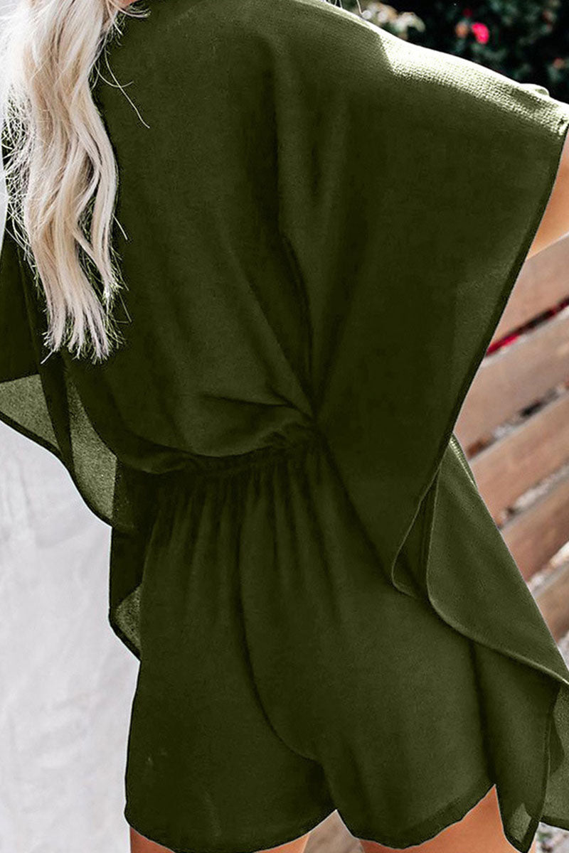 Effortlessly Elegant Garment with a Timeless Design