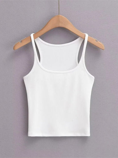 Beautifully Finished Top in a Timeless Design
