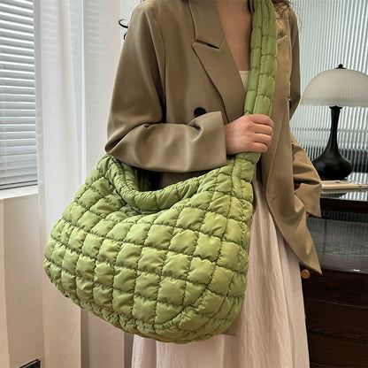 Elegantly Styled Bag for Everyday Wear