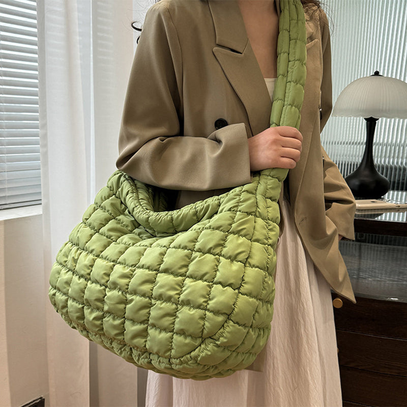 Elegantly Styled Bag for Everyday Wear