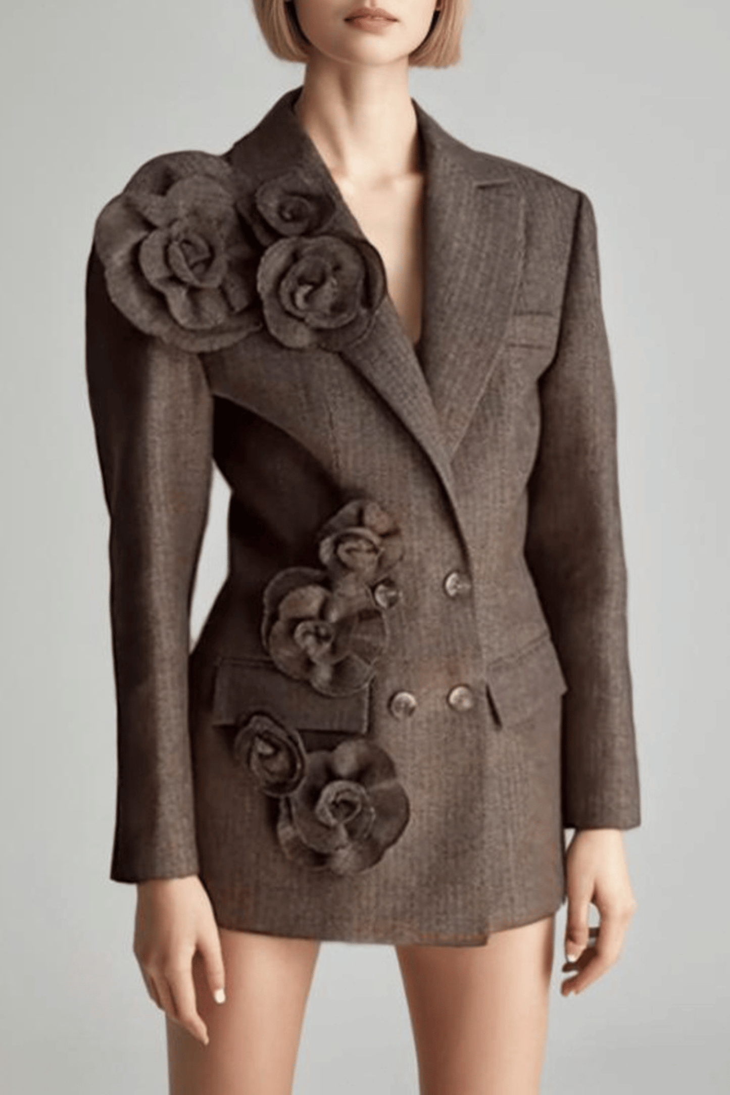 Effortlessly Elegant Garment with a Timeless Design