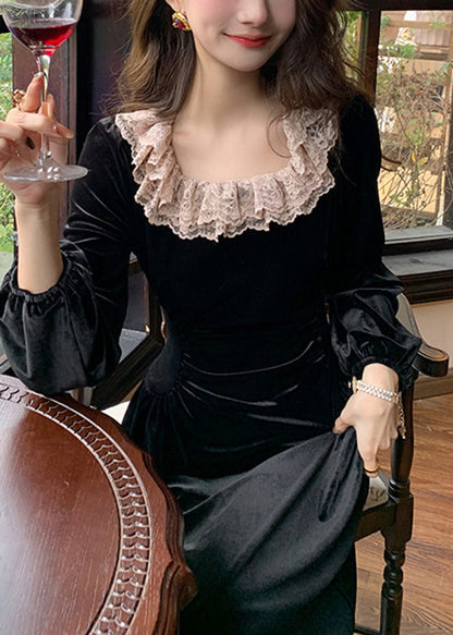 A Vintage Style Dress with Delicate Timeless Details