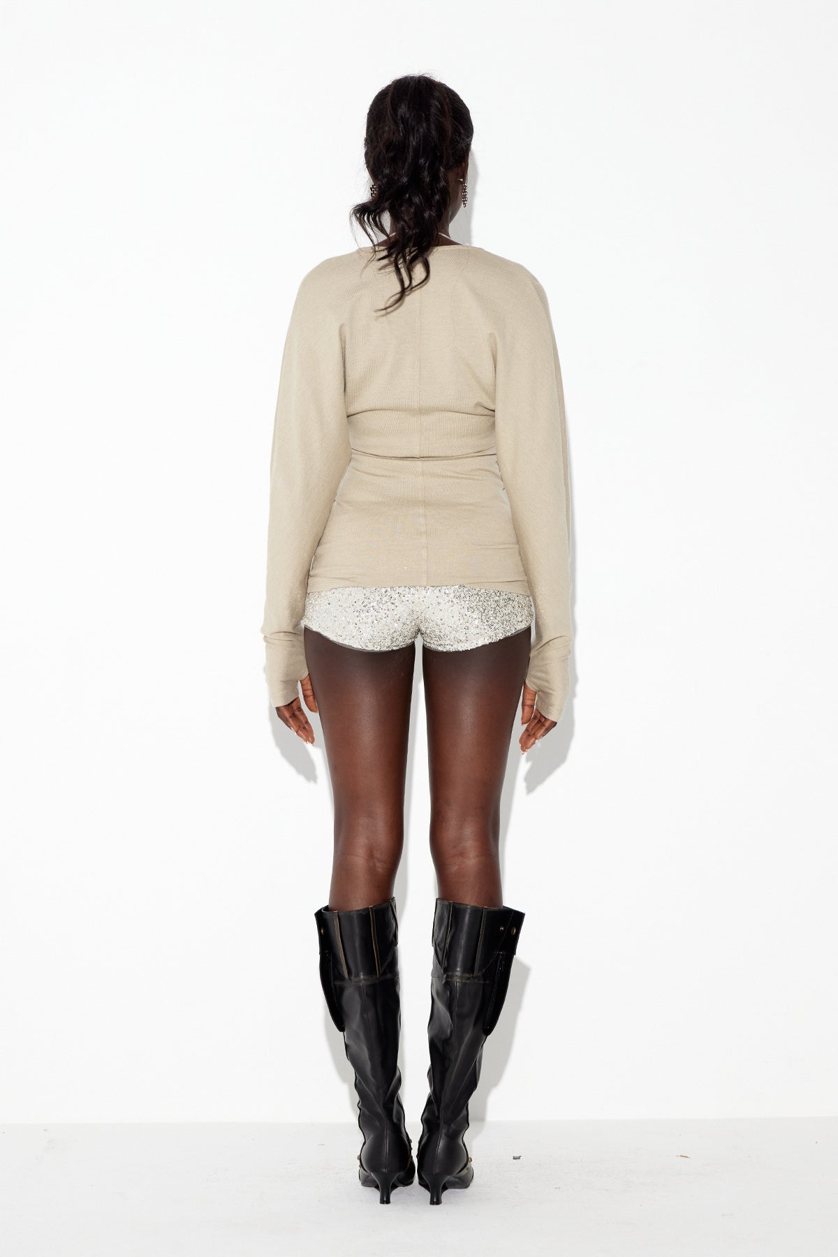 Elegantly Styled Pants for Everyday Wear