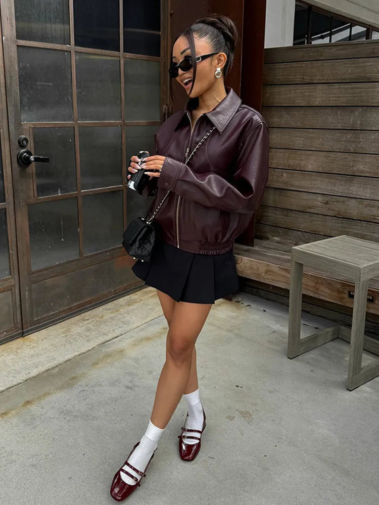 Effortlessly Elegant Jacket with a Timeless Design