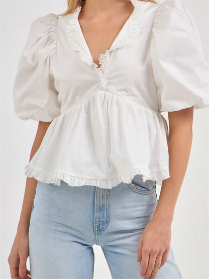 Beautifully Crafted Blouse in a Classic Style