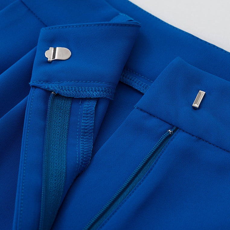 Classic Vintage Pants with a Flattering Fit