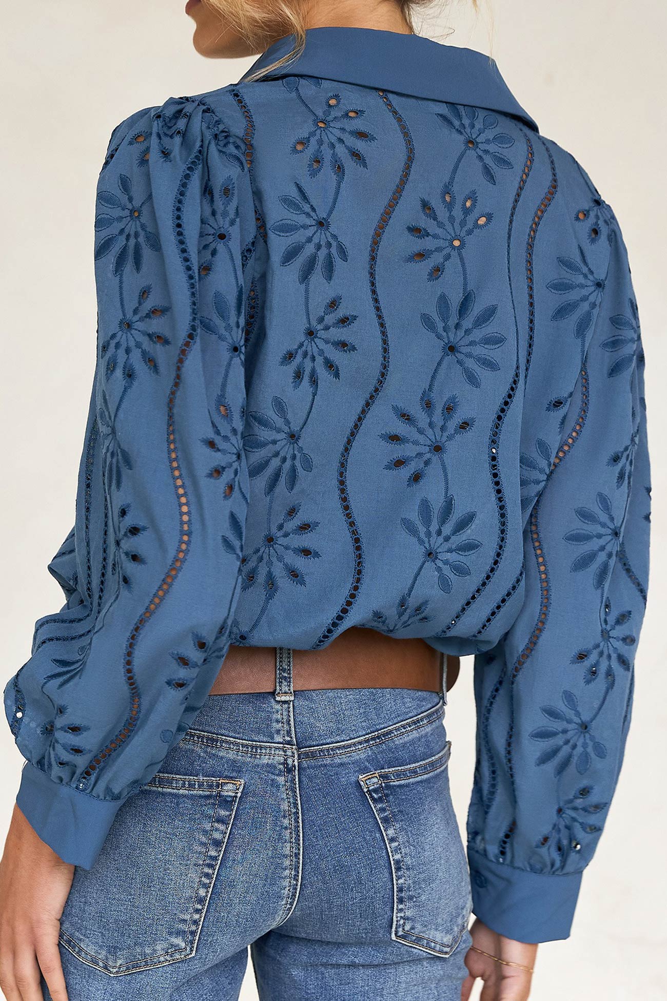 Classic Vintage & Enduringly Stylish Blouse