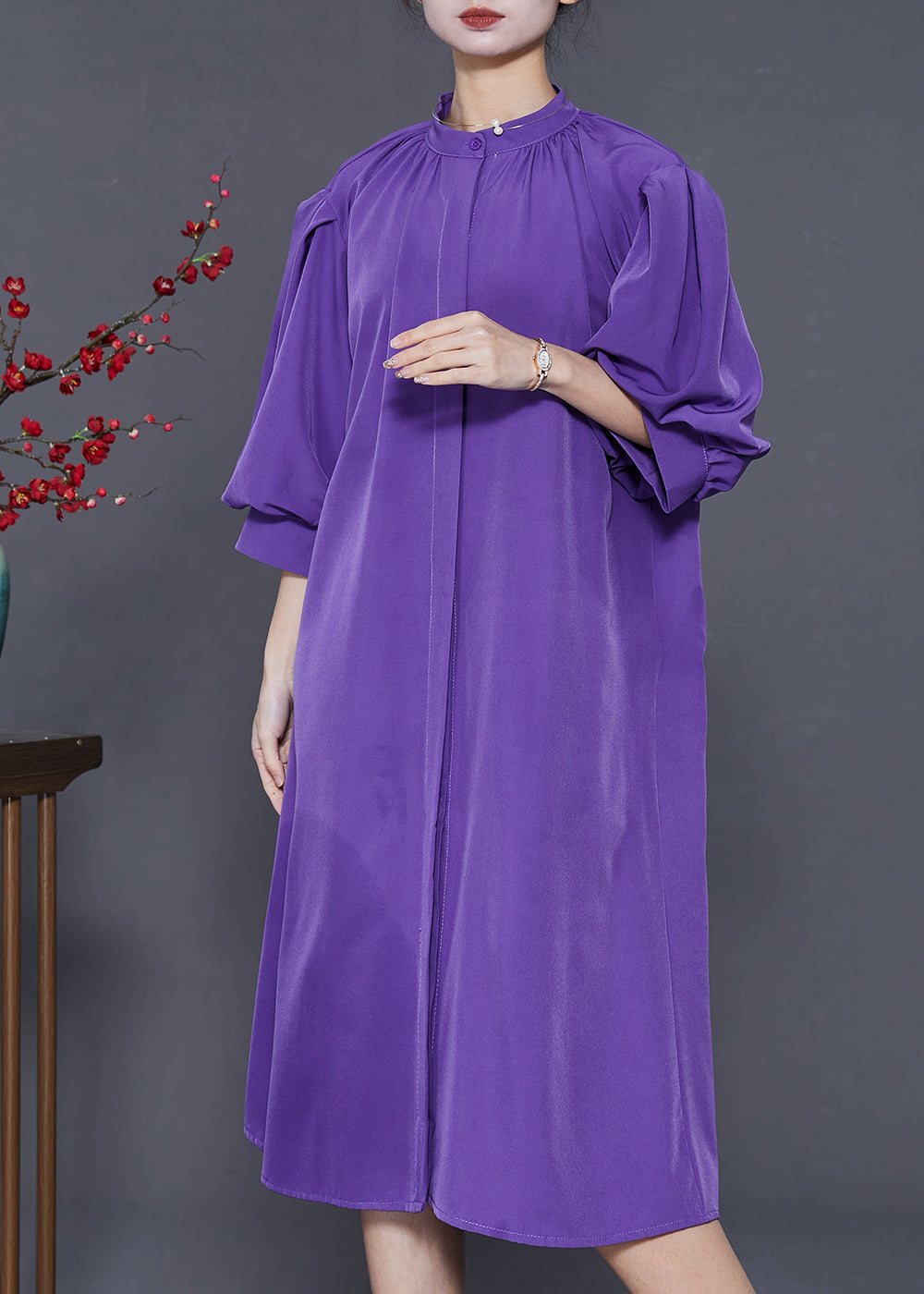 Well Tailored Dress with a Graceful Silhouette