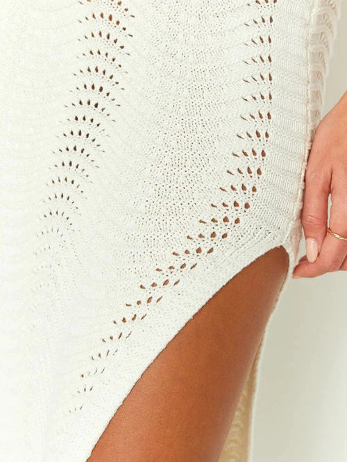 Effortlessly Elegant Top with a Timeless Design