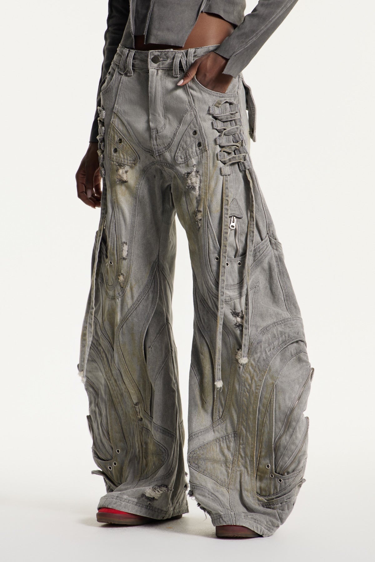 Effortlessly Elegant Garment with a Timeless Design