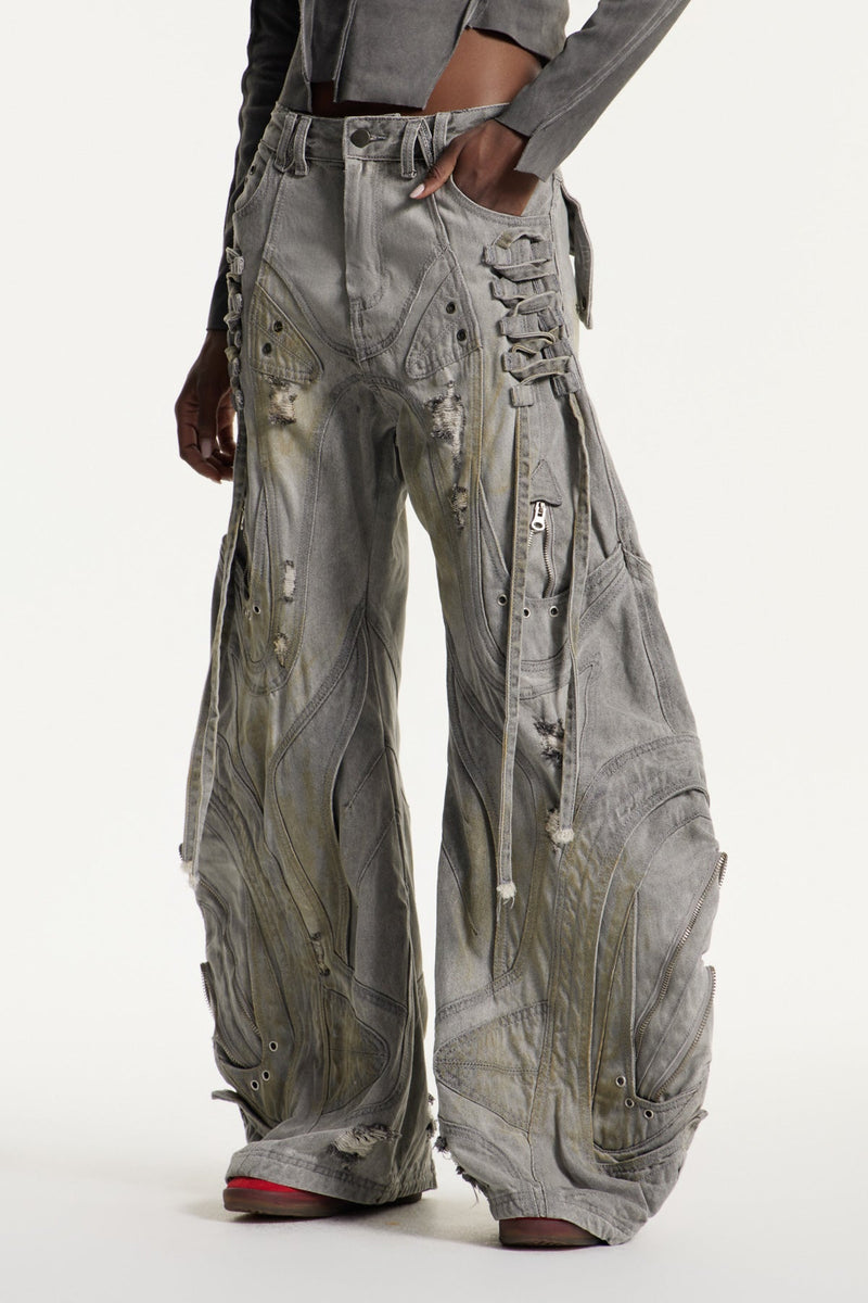 Effortlessly Elegant Garment with a Timeless Design