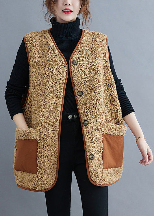 Effortlessly Elegant Coat with a Timeless Design