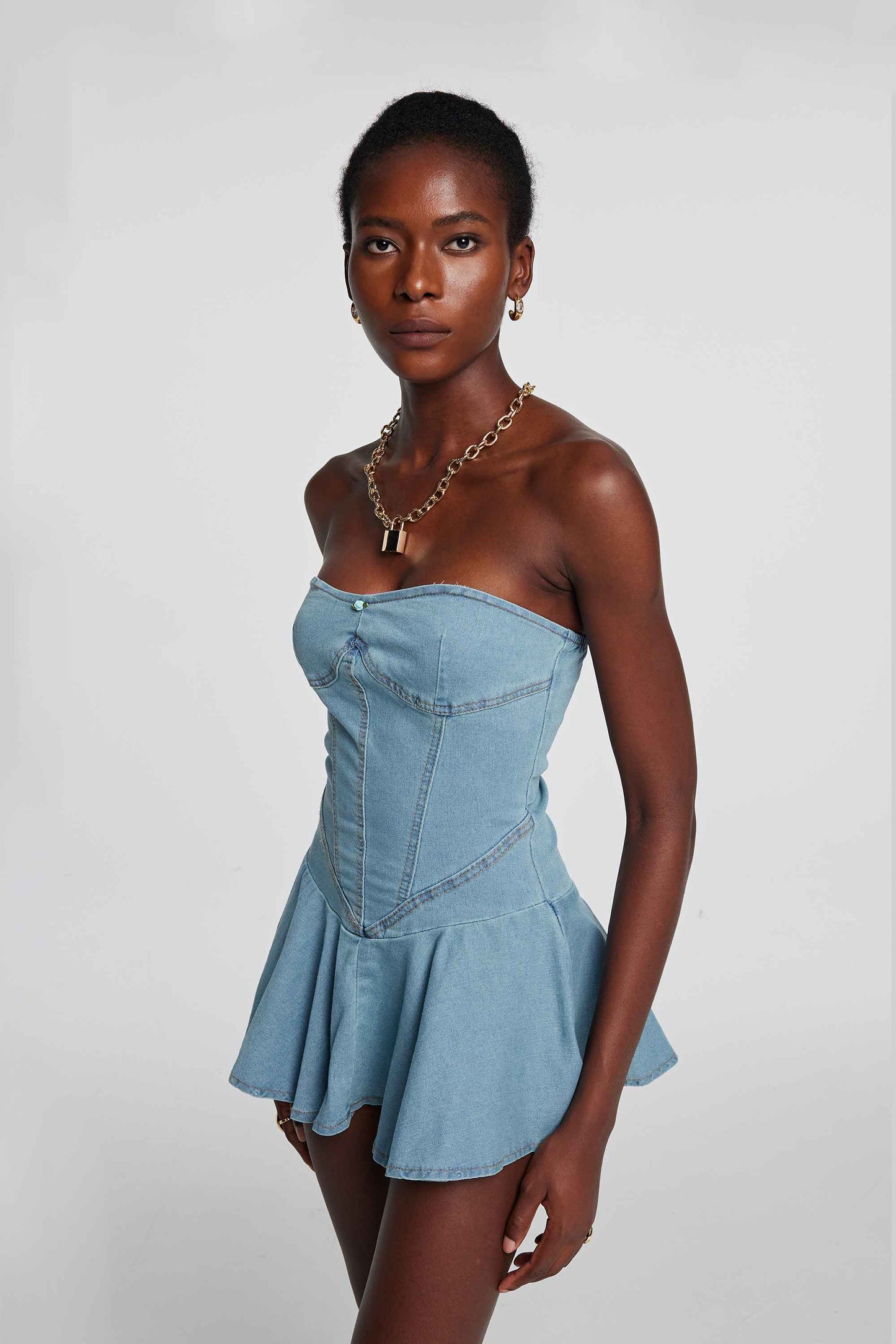 Sophisticated Dress with a Clean Classic Look