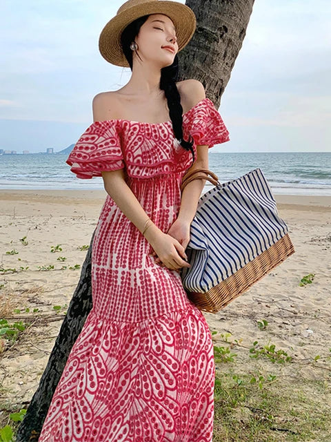 Classic Vintage & Enduringly Stylish Dress