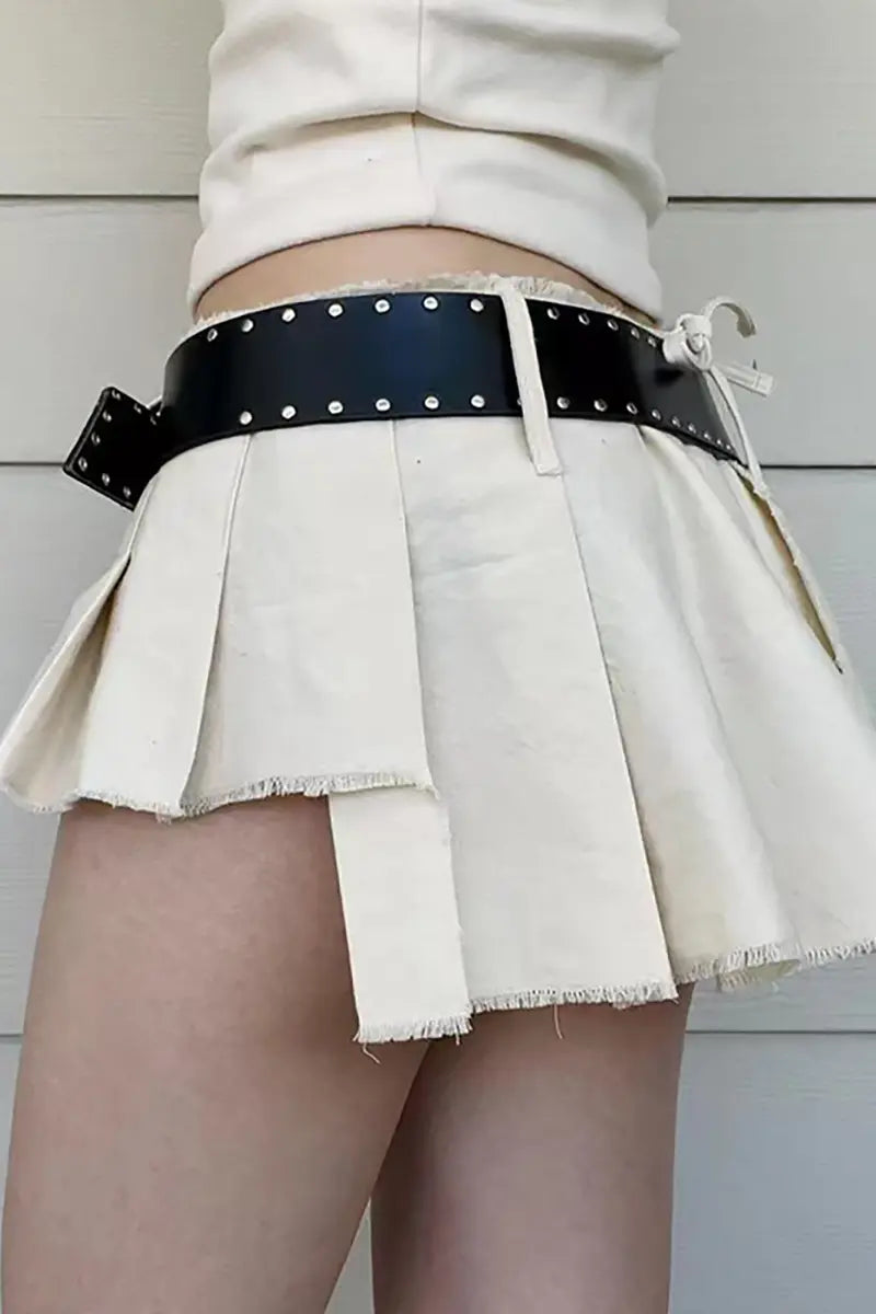 Beautifully Finished Garment in a Timeless Design
