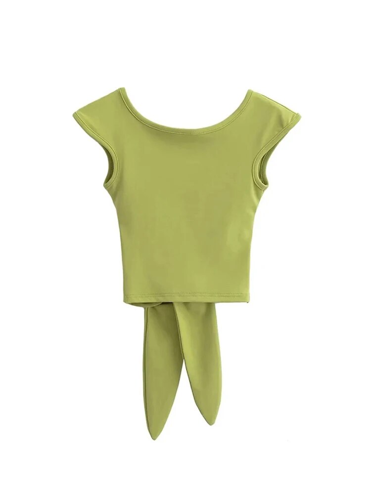 Polished Top with an Effortless Classic Look