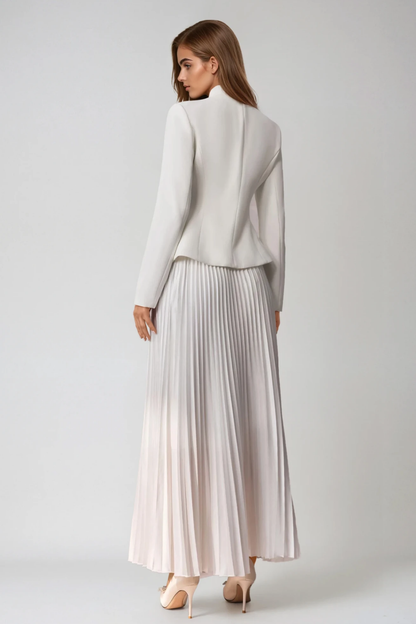 Beautifully Finished Garment in a Timeless Design