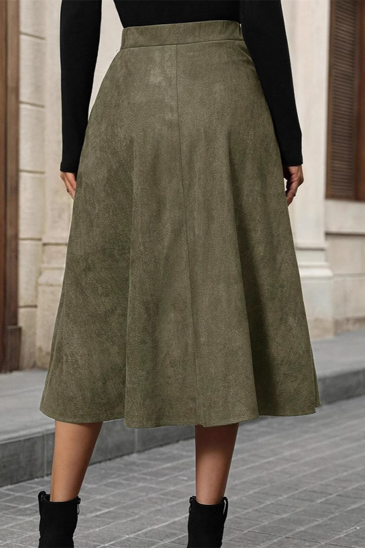 Sophisticated Garment with a Clean Classic Look