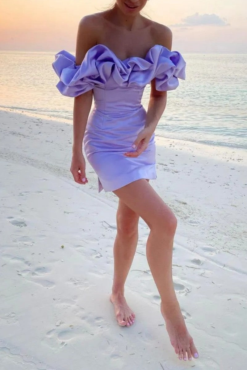 Well Tailored Dress with a Graceful Silhouette