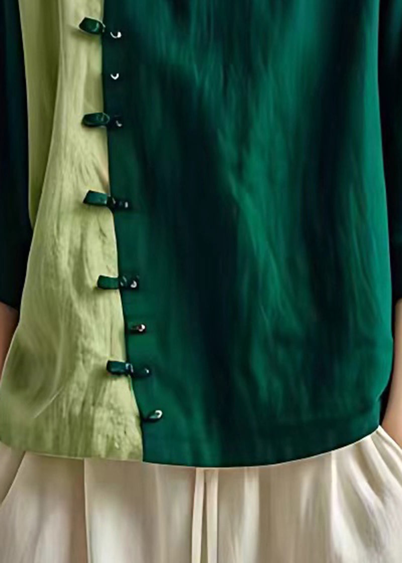 Effortlessly Elegant Blouse with a Timeless Design
