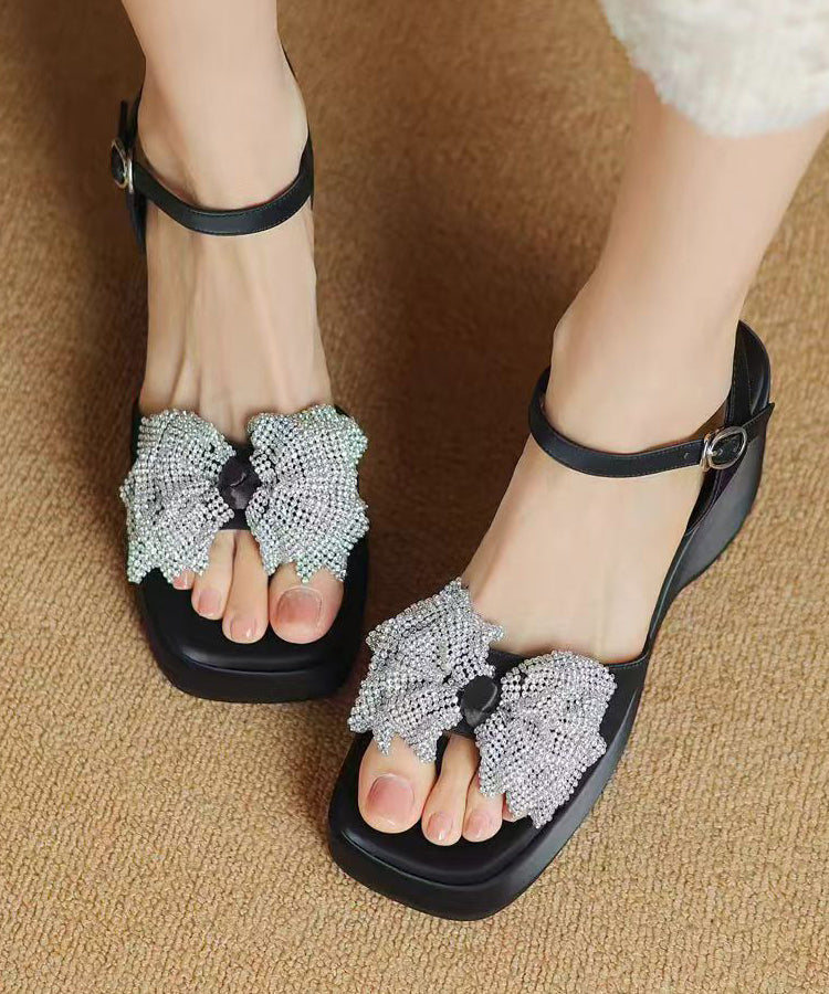 Polished Sandals with an Effortless Classic Look