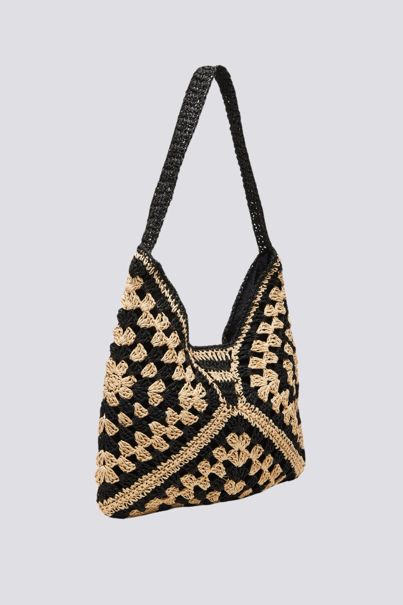 Well Tailored Bag with a Graceful Silhouette