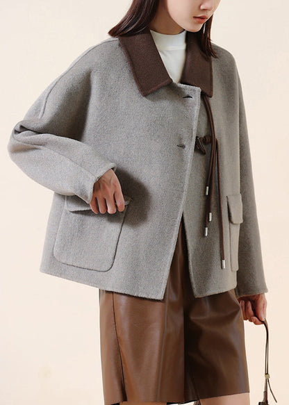 Beautifully Finished Coat in a Timeless Design