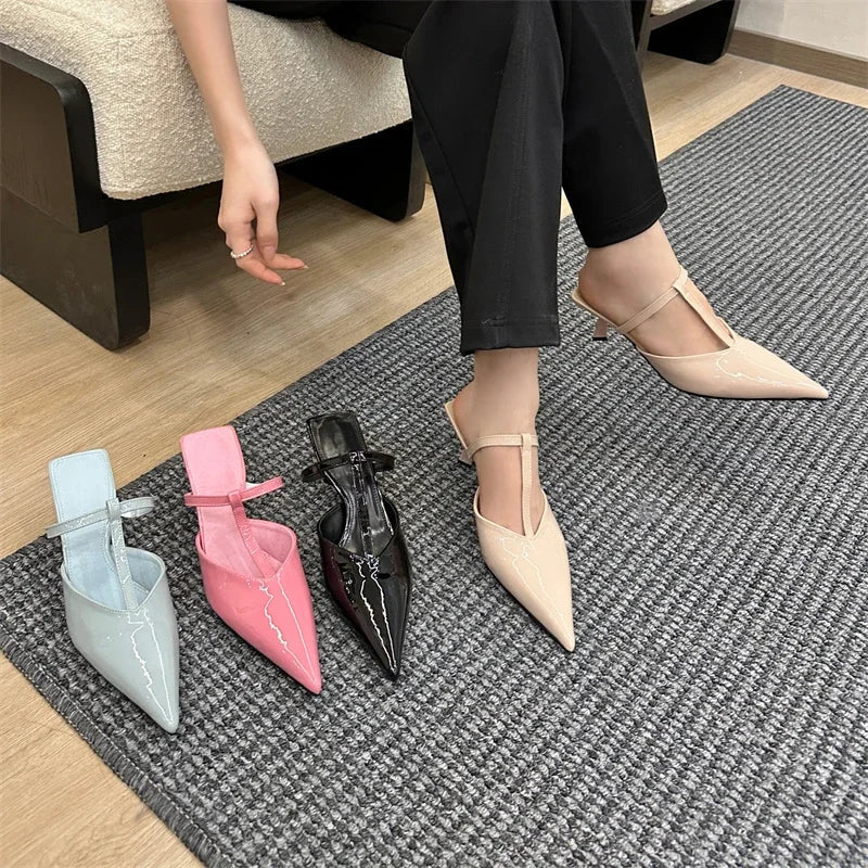 Beautifully Finished Heels in a Timeless Design