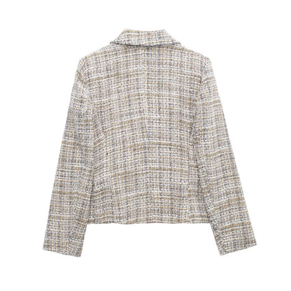 Gracefully Styled Garment for Any Occasion