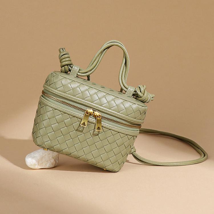 Elegantly Styled Bag for Everyday Wear