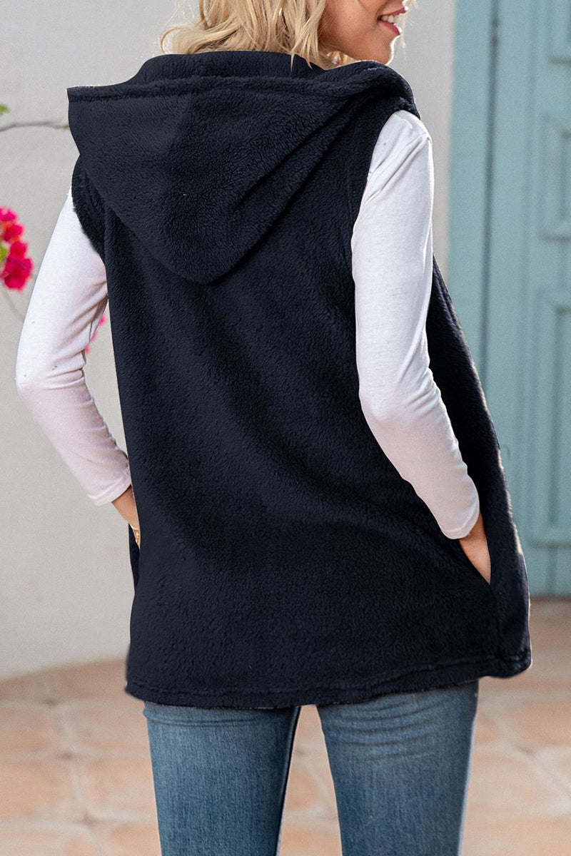 Beautifully Finished Top in a Timeless Design