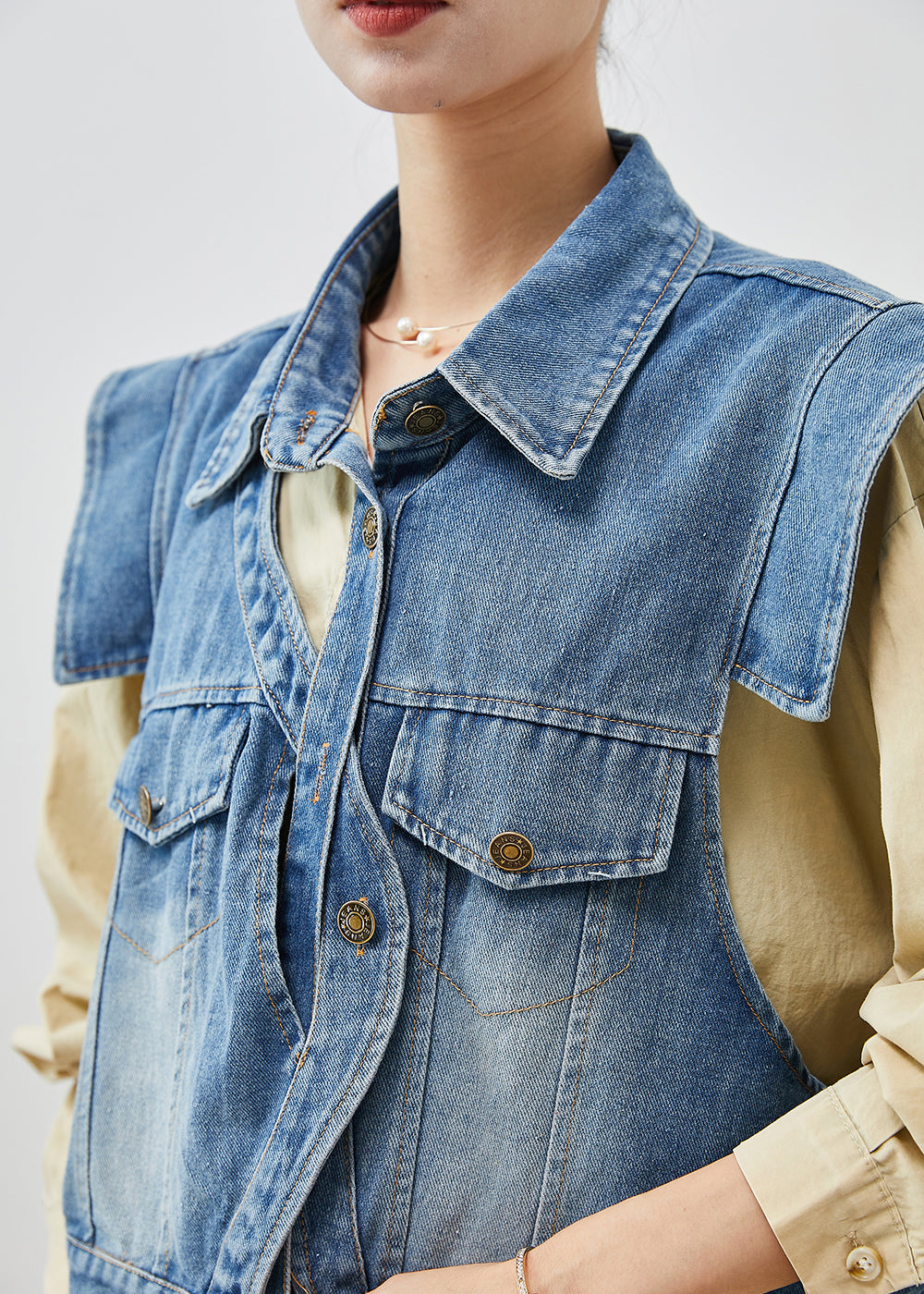 Classic Vintage Shirt with a Flattering Fit