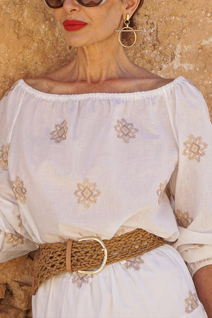 Classic Vintage Dress with a Flattering Fit