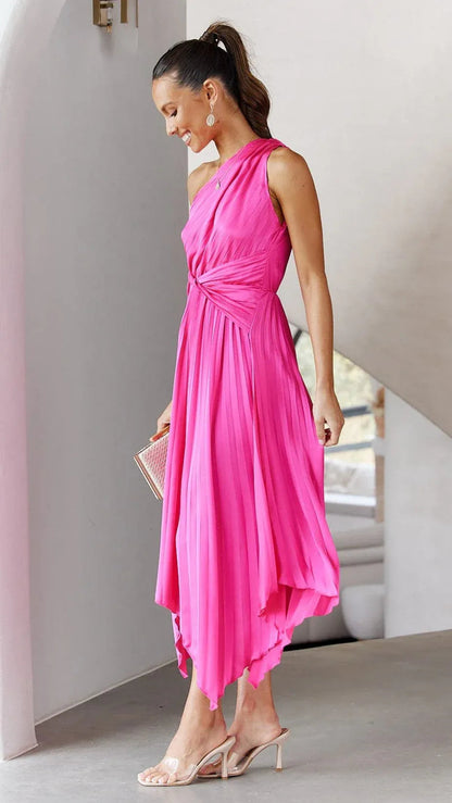 Sophisticated Garment with a Clean Classic Look