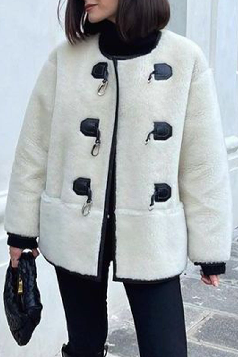 Gracefully Styled Garment for Any Occasion