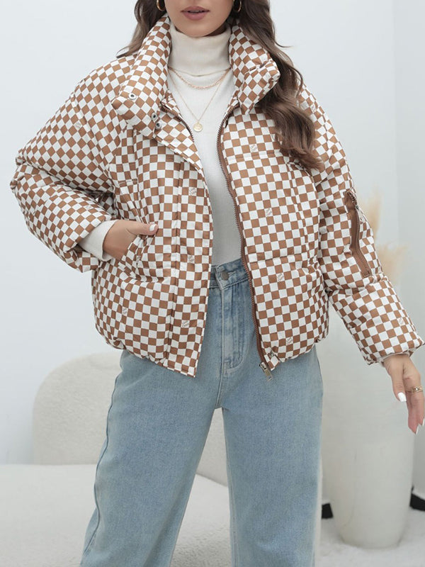 Beautifully Finished Coat in a Timeless Design