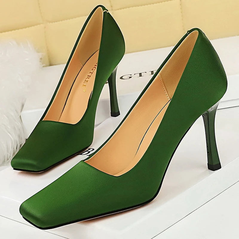 Classic Vintage & Enduringly Stylish Heels