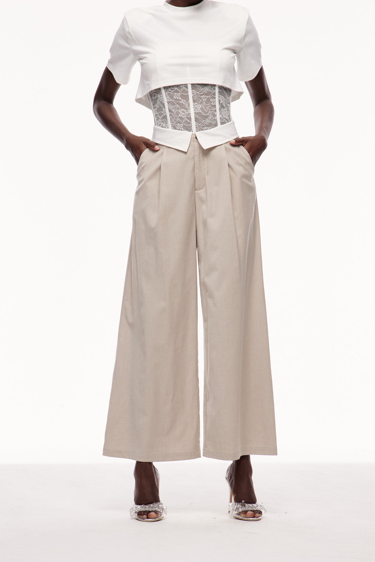 Elegantly Styled Pants for Everyday Wear
